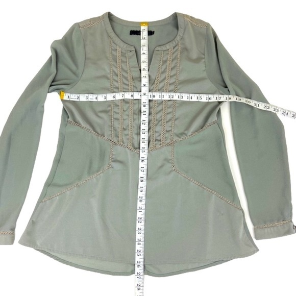 BKE Gray Sheer Silky Henley Tunic Sz S Embellished Gem Buttons Crochet Insets - Picture 9 of 13